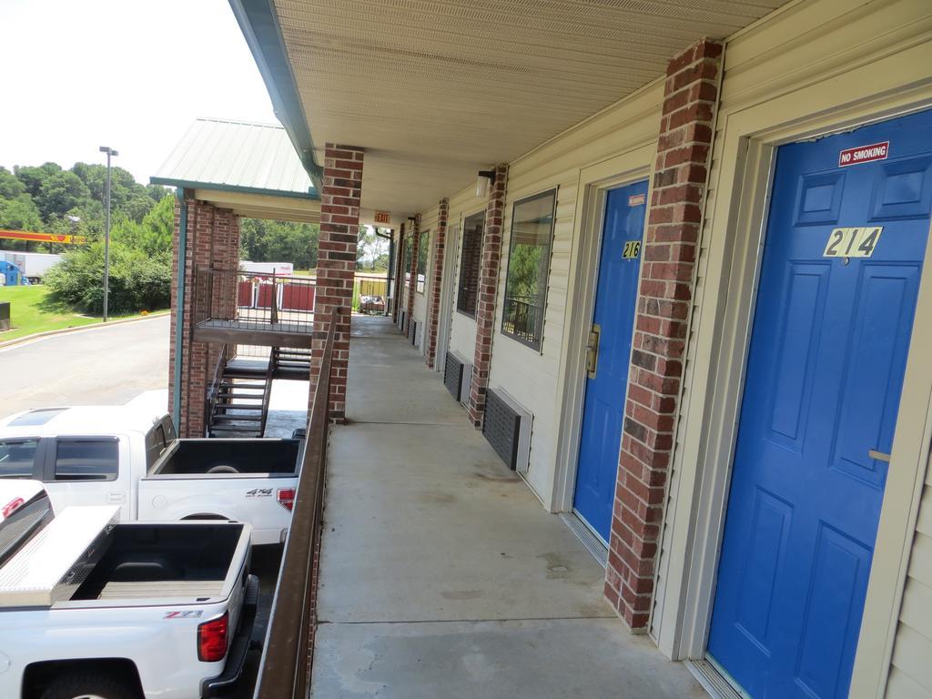 Americas Best Value Inn Ozark Luaran gambar