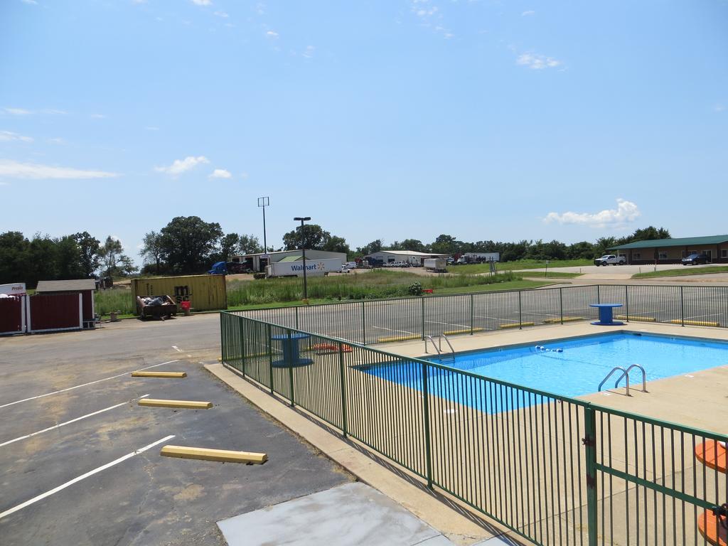 Americas Best Value Inn Ozark Luaran gambar