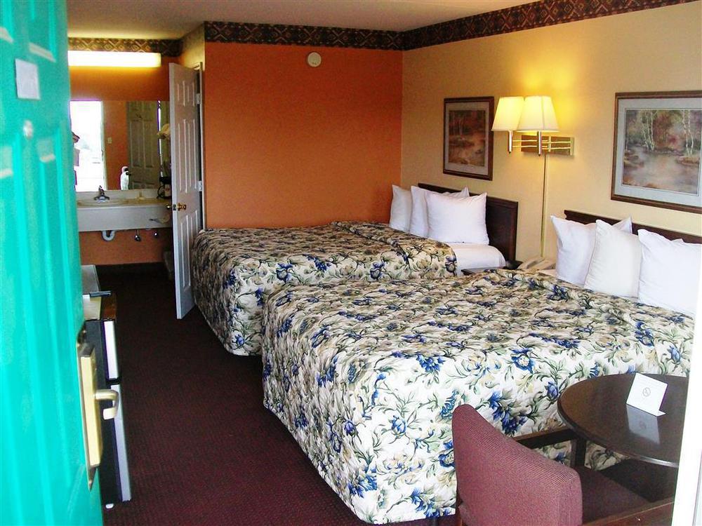 Americas Best Value Inn Ozark Bilik gambar